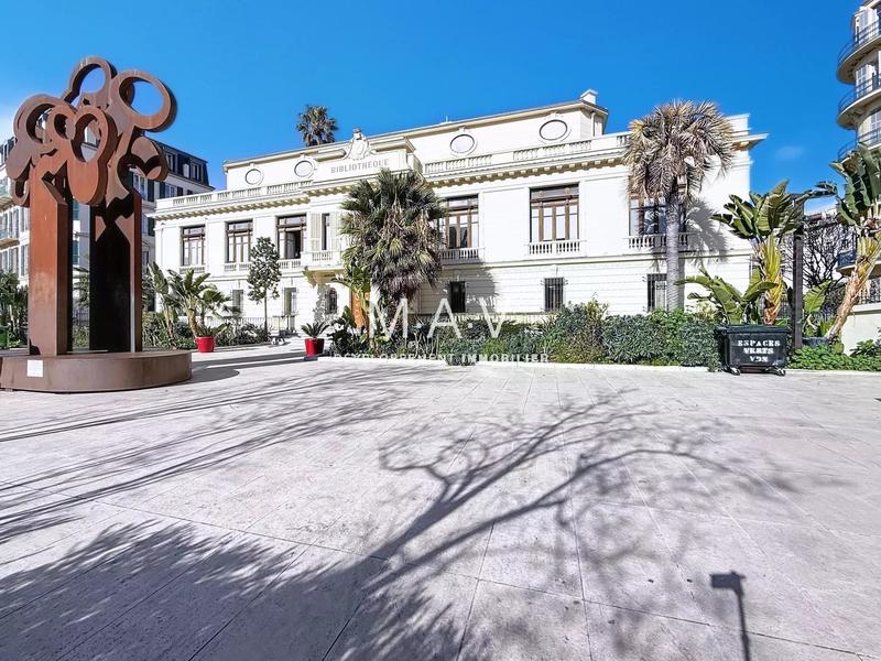 Appartement - 83 m² - 4 pièces