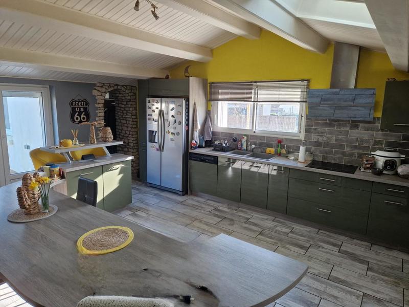 Maison - 110 m² - 4 pièces