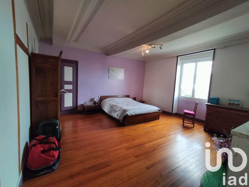 Maison de campagne - 250 m² - 7 pièces