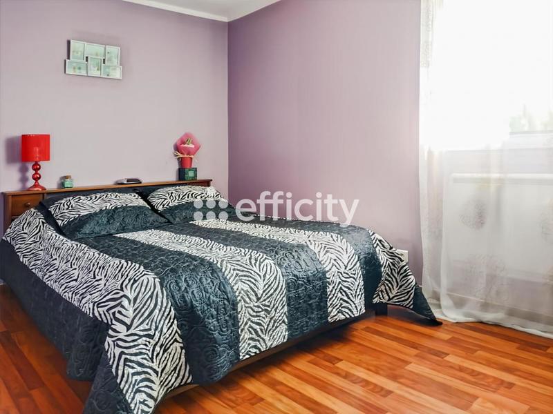 Appartement - 81 m² - 4 pièces