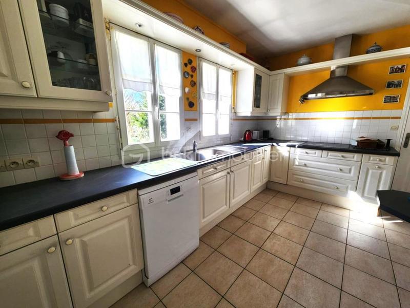 Maison - 160 m² - 5 pièces