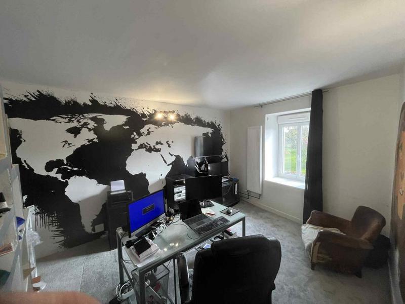 Maison - 215 m² - 6 pièces