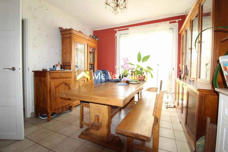 Maison - 93 m² - 5 pièces