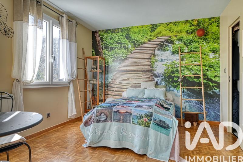 Maison - 157 m² - 8 pièces