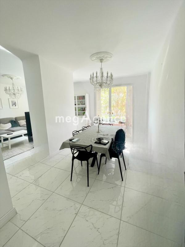 Appartement - 97 m² - 5 pièces