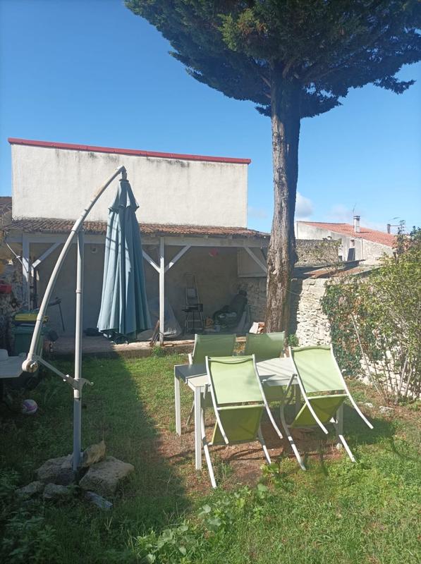 Maison - 96 m² - 6 pièces