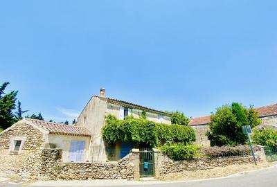 Maison - 120 m² - 7 pièces