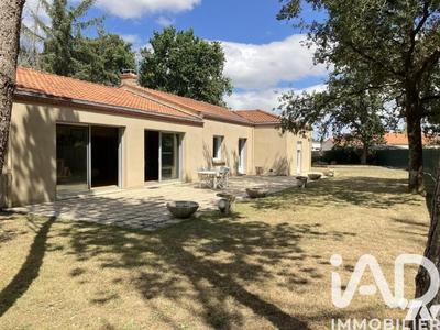 Maison - 143 m² - 5 pièces