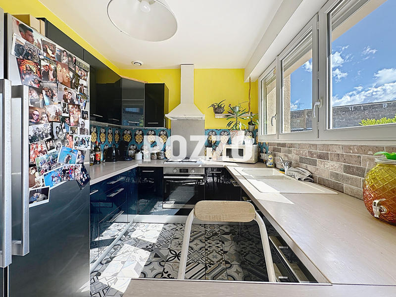 Maison - 85 m² - 5 pièces