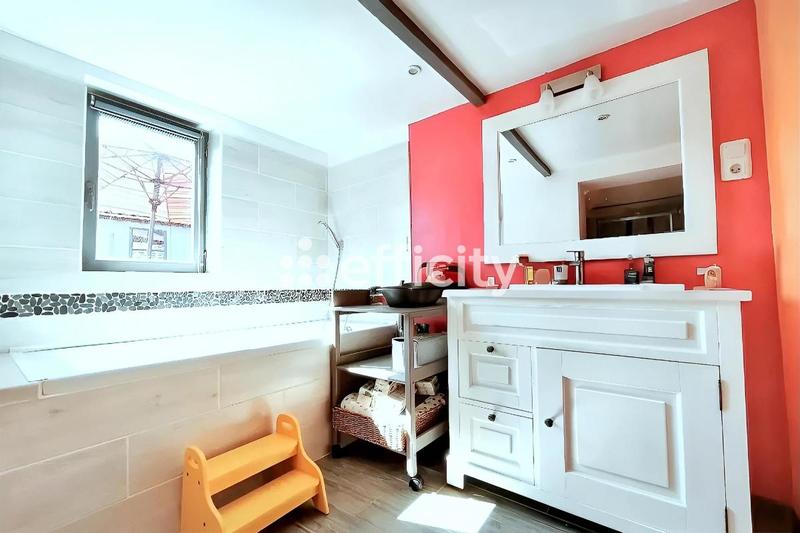 Maison - 105 m² - 6 pièces