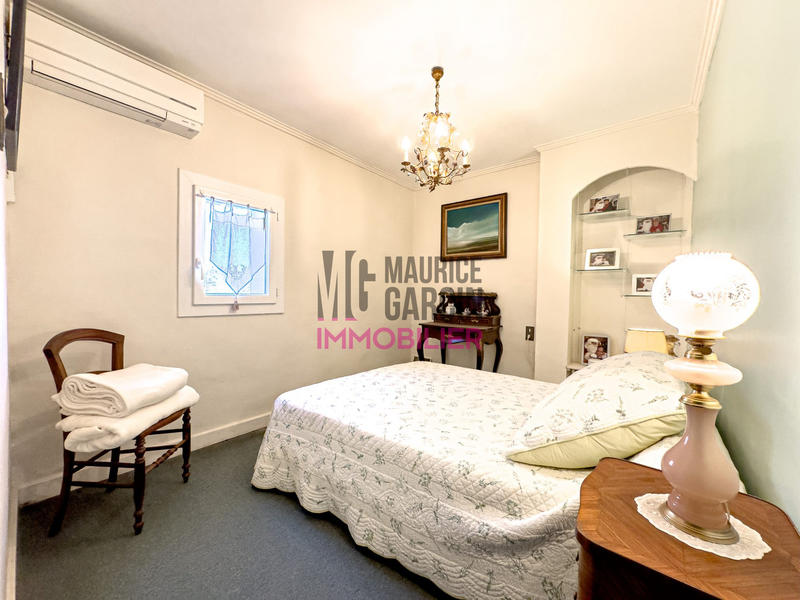 Mas - 271 m² - 6 pièces