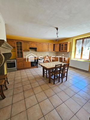 Maison - 155 m² - 4 pièces