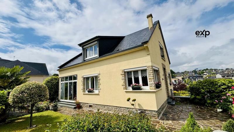 Maison de ville - 134 m² - 7 pièces