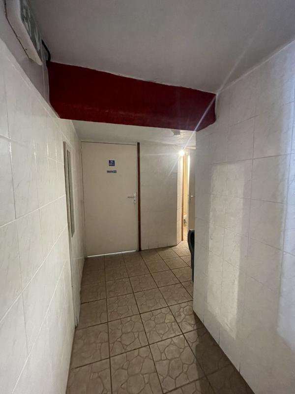 Local commercial - 290 m²