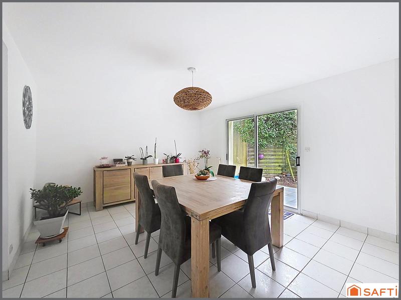 Maison - 125 m² - 5 pièces