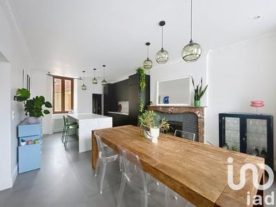 Maison de village - 217 m² - 7 pièces