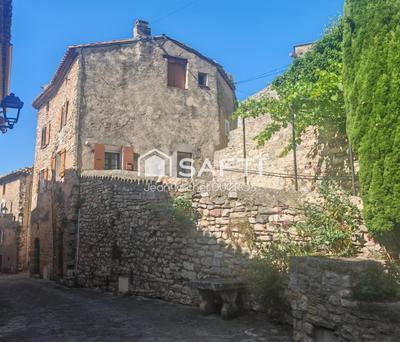 Maison - 90 m² - 3 pièces