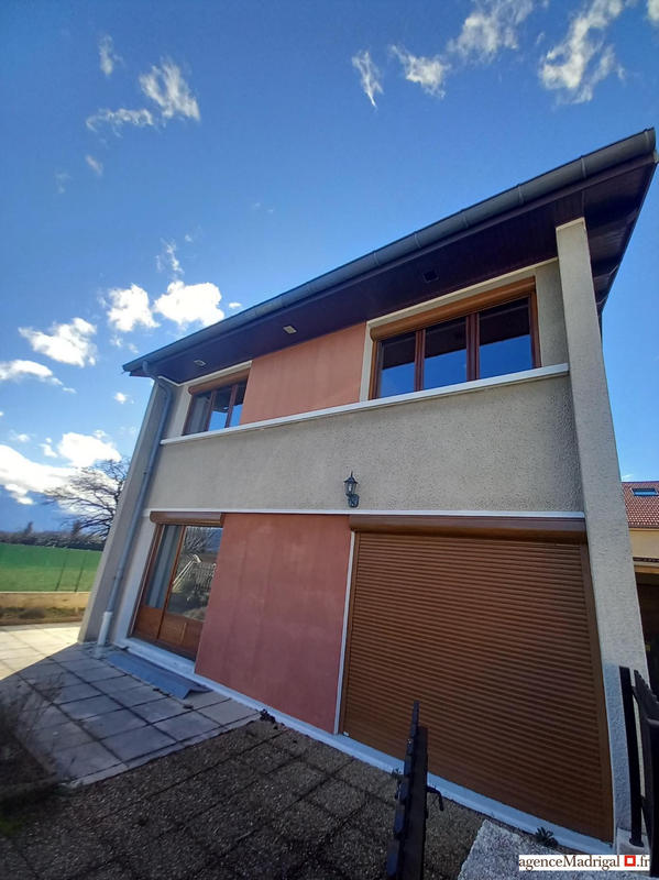Maison - 85 m² - 4 pièces