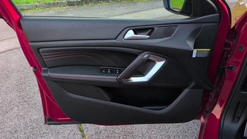 Peugeot 308 II 1.5 BlueHDi 130 Eat8 Gt Line - Automatique