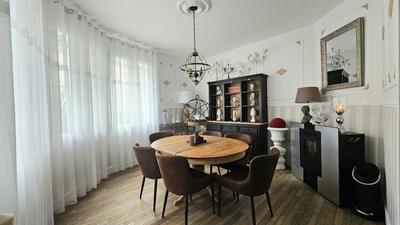 Maison ancienne - 147 m² - 8 pièces