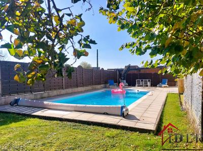 Demeure - 190 m² - 6 pièces