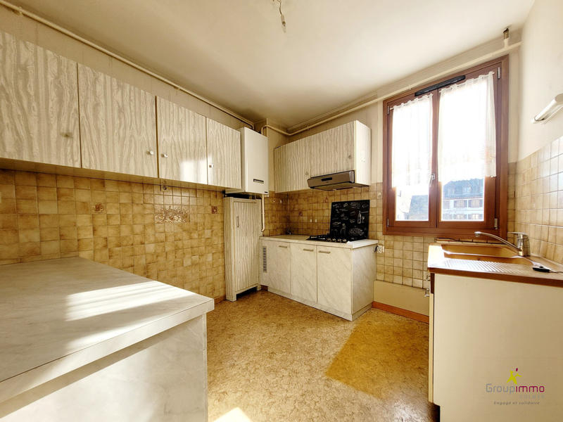 Appartement - 83 m² - 4 pièces