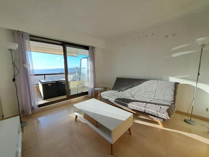 Studio - 20 m² - 1 pièce