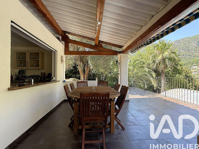 Maison - 190 m² - 8 pièces