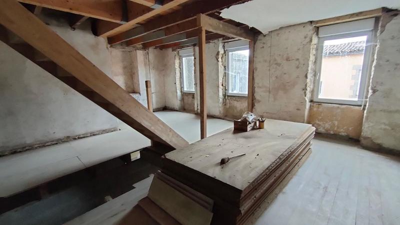 Maison - 120 m² - 3 pièces