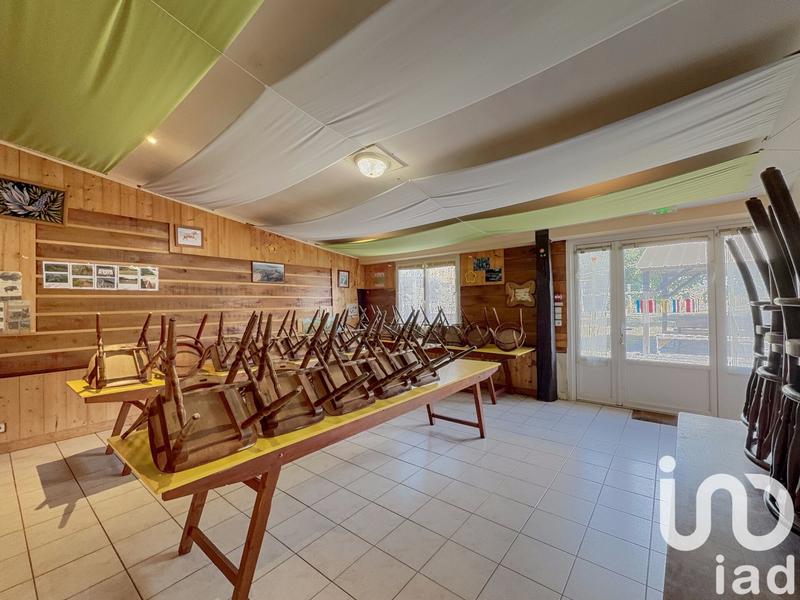 Maison - 340 m² - 9 pièces