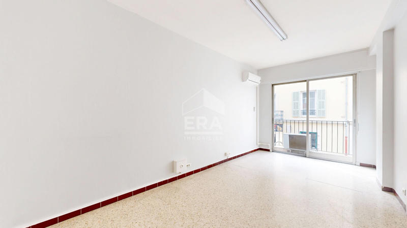 Appartement - 105 m² - 4 pièces