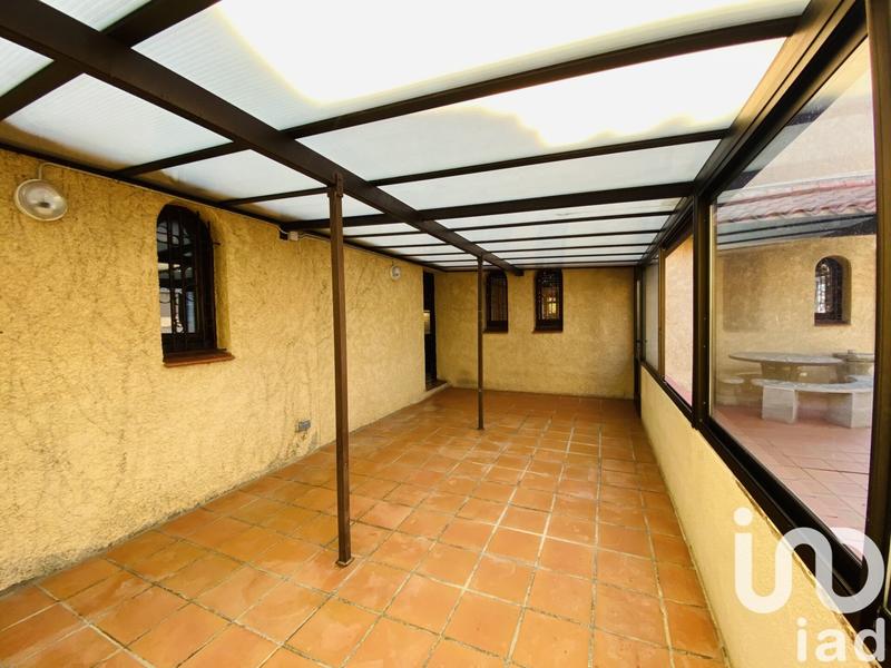 Maison - 224 m² - 7 pièces