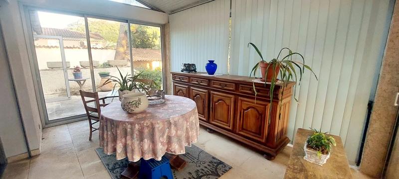 Villa - 200 m² - 6 pièces