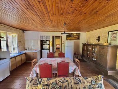 Maison traditionnelle - 67 m² - 4 pièces