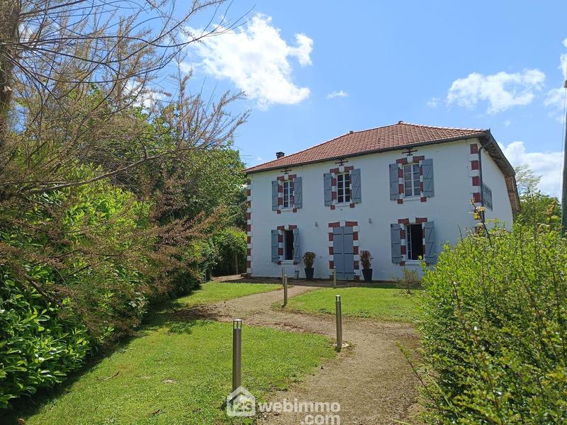 Maison - 167 m² - 4 pièces