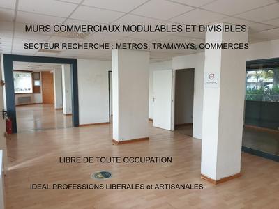 Local commercial - 62 m² - 4 pièces