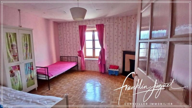 Maison - 110 m² - 4 pièces