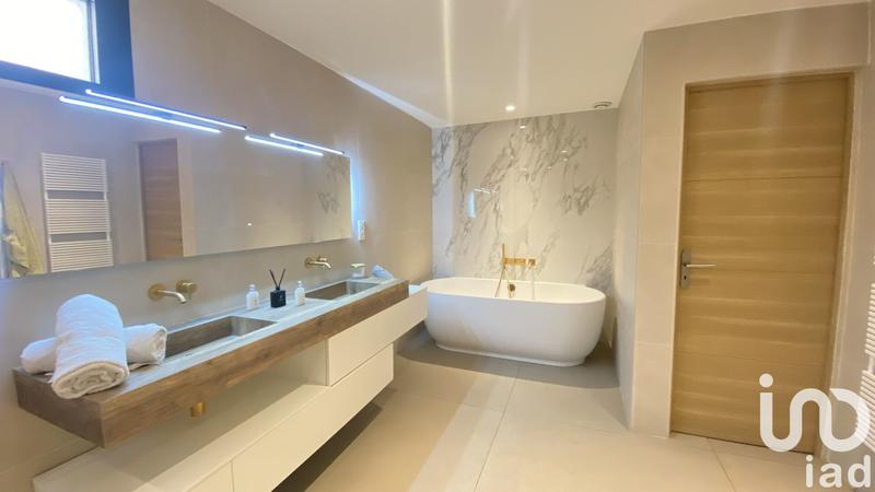 Maison - 120 m² - 4 pièces