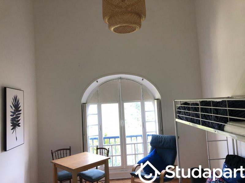 Chambre - 11 m² - 1 pièce