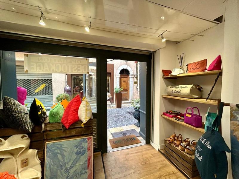 Fonds de commerce - 34 m²