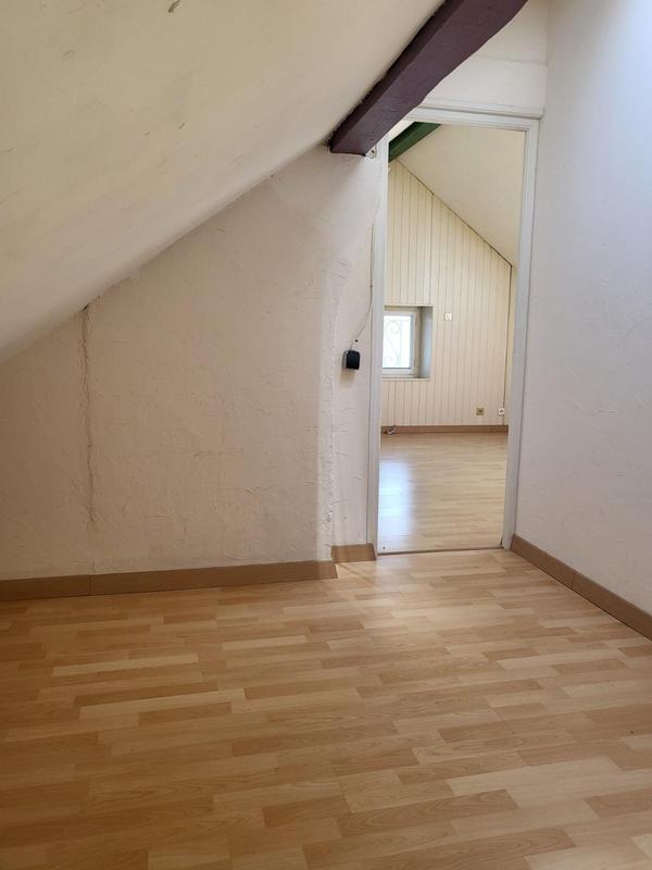 Maison - 142 m² - 7 pièces