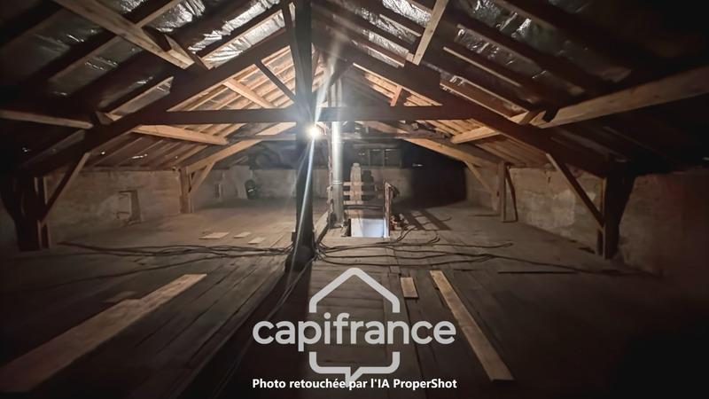 Maison - 201 m² - 8 pièces