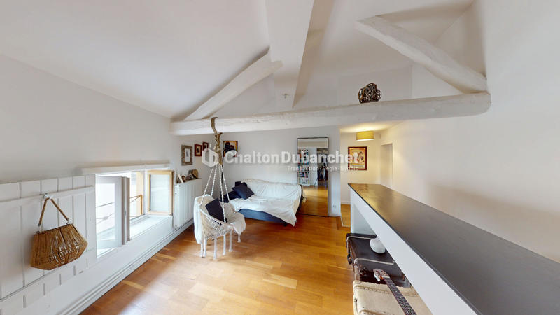 Appartement - 195 m² - 8 pièces