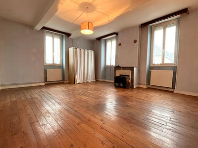 Maison - 361 m² - 13 pièces