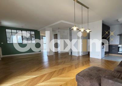 Appartement - 79 m² - 3 pièces