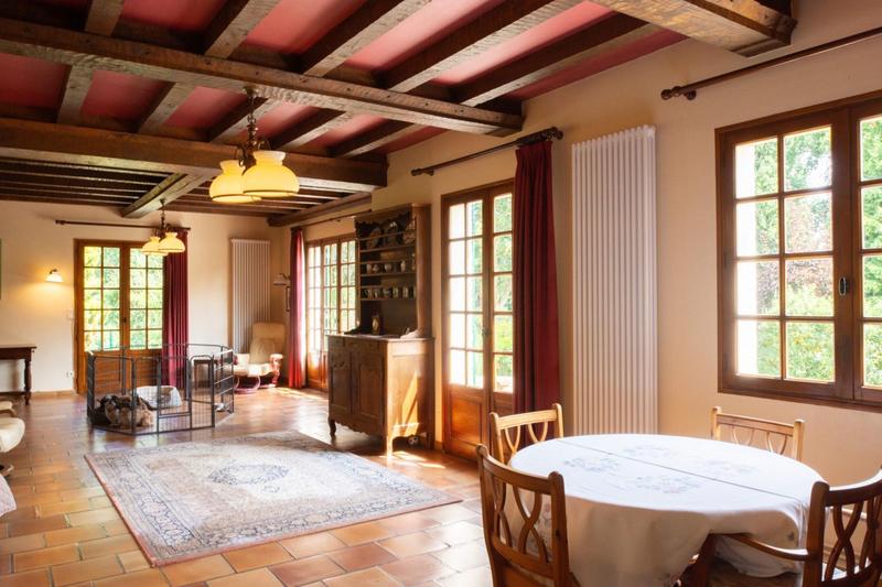 Maison - 276 m² - 13 pièces