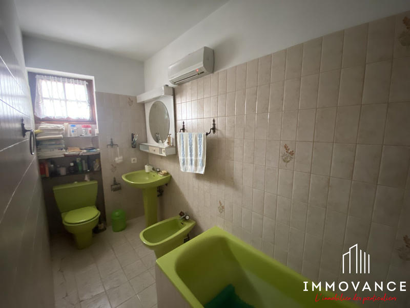 Maison - 190 m² - 11 pièces