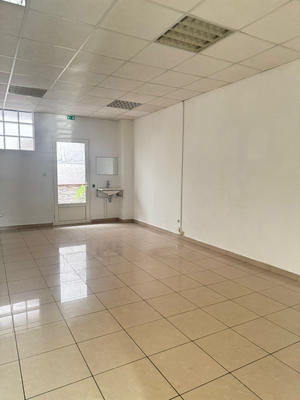 Local commercial - 64 m²