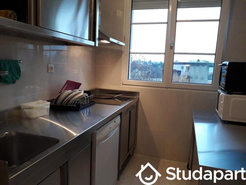 Chambre - 11 m² - 1 pièce