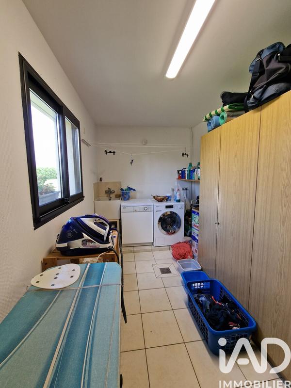 Maison - 242 m² - 10 pièces